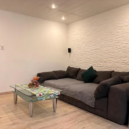 Apartman Dein Reihenhaus Auf Zeit In Neuss